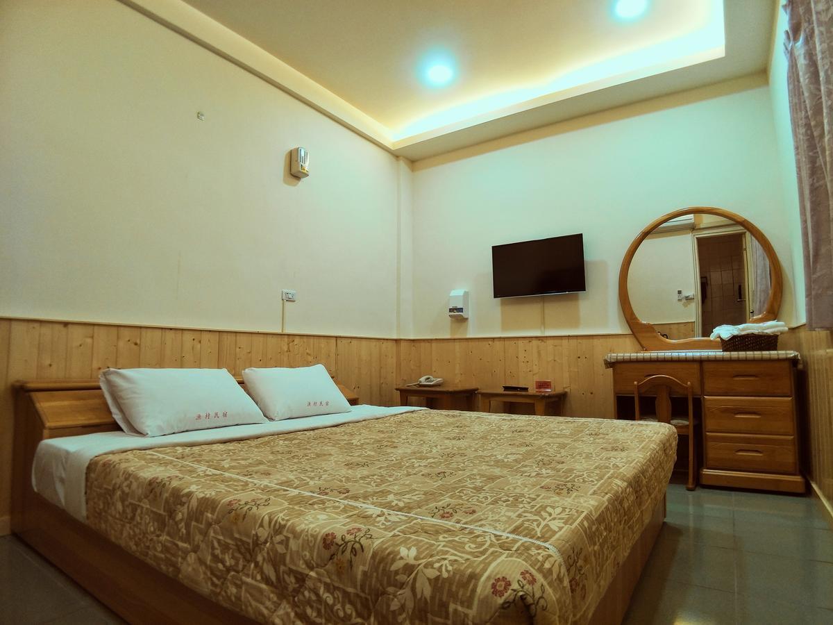 Sun Moon Lake Fisherman Homestay Yuchi Bagian luar foto
